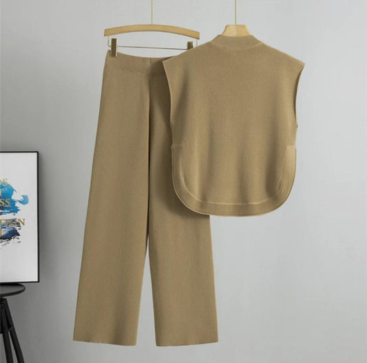 Addison Ribbed Coord Set In Brown