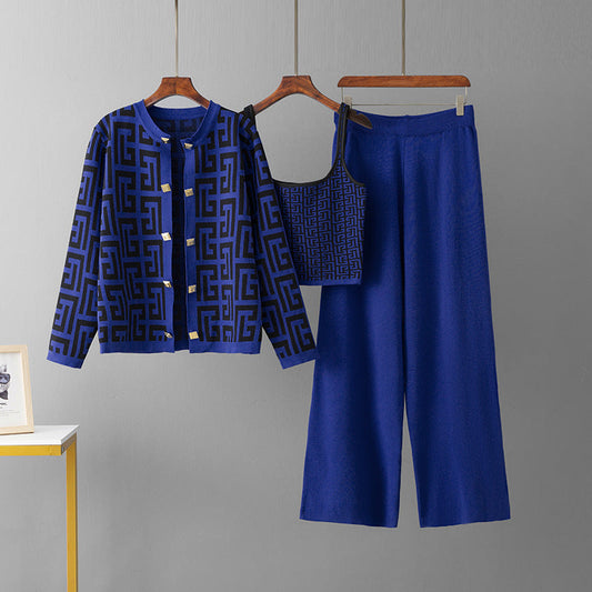 Dara Printed Coord Set With Cape