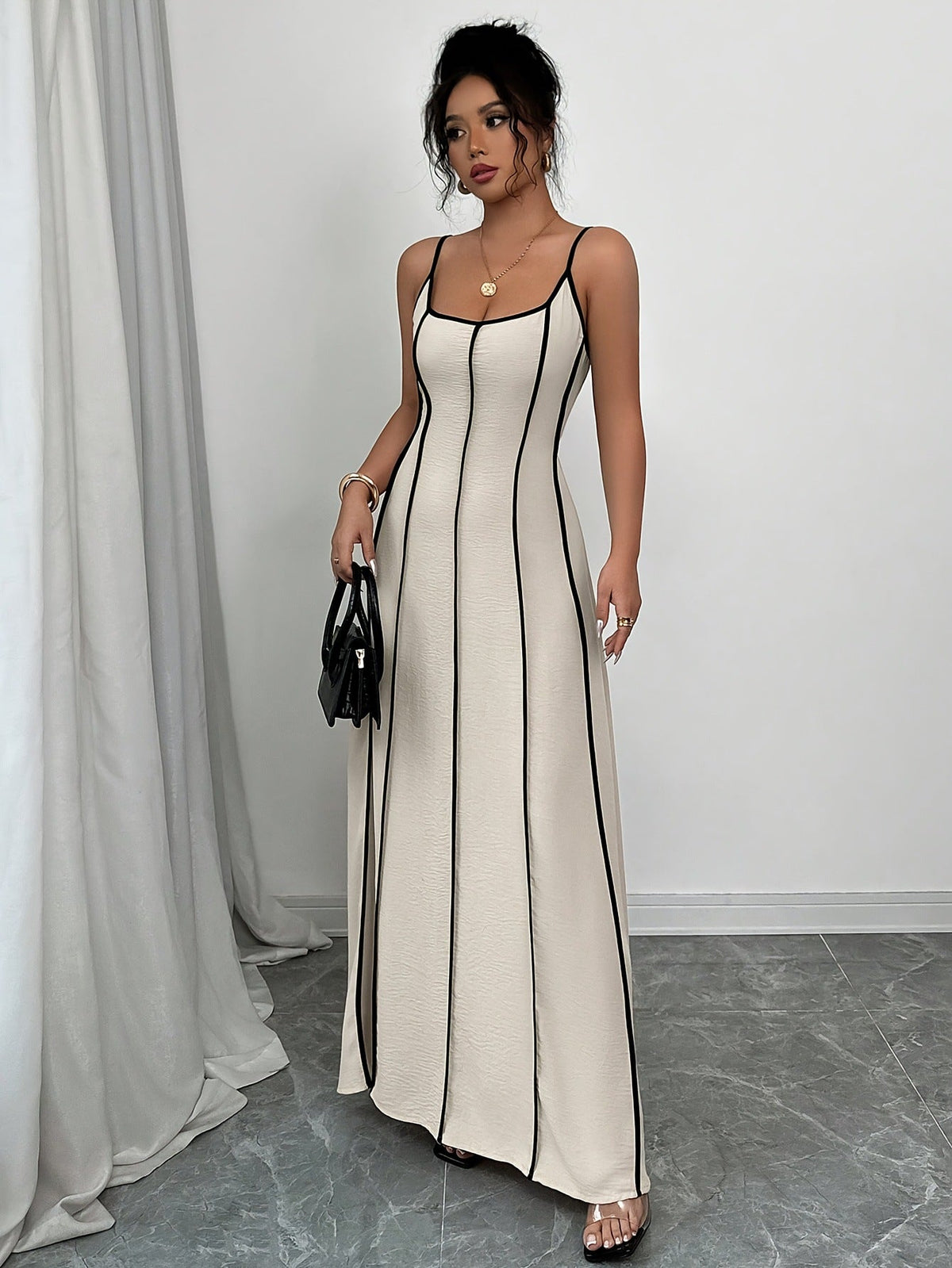 Harret Breezy Summer Dress in Beige