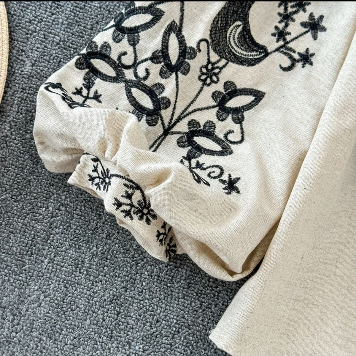 Teo  Embroidered Summer Top In White